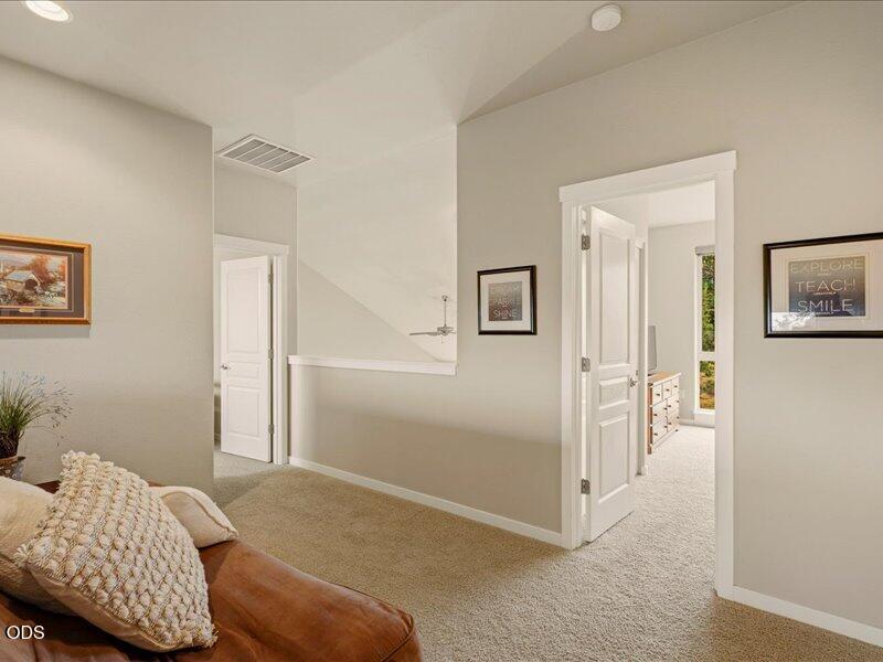 11110 Village Loop Redmond, OR 97756 - Photo 26 of 58