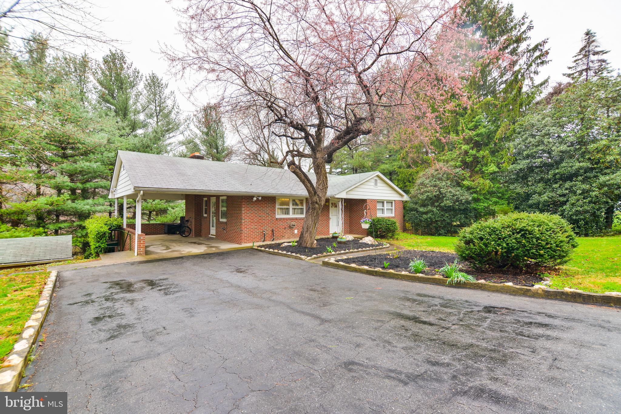 6914 North Clifton Road Frederick, MD 21702 - Photo 1 of 50 Welcome to 6914 N. Clifton Rd