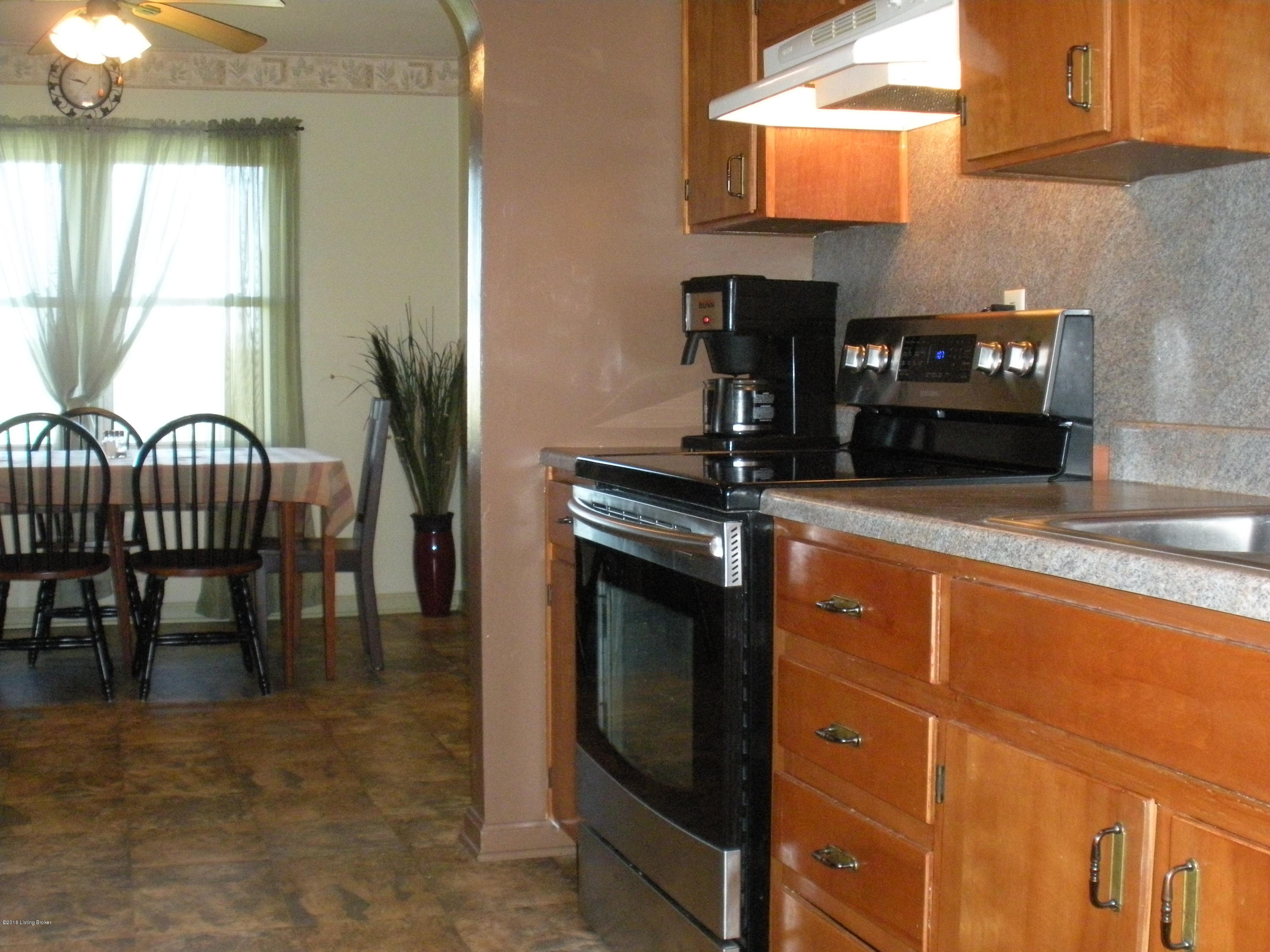 268 Chaplin Road Bloomfield, KY 40008 - Photo 8 of 23 DSCN3446