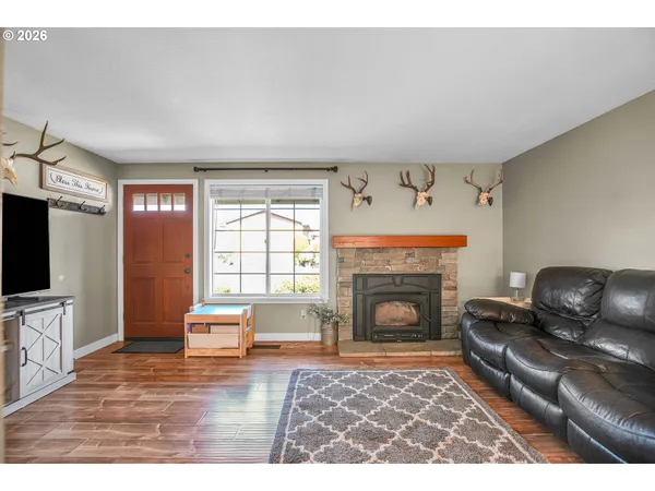 $399,900 | 1334 Northeast 22nd Street, Gresham, OR 97030