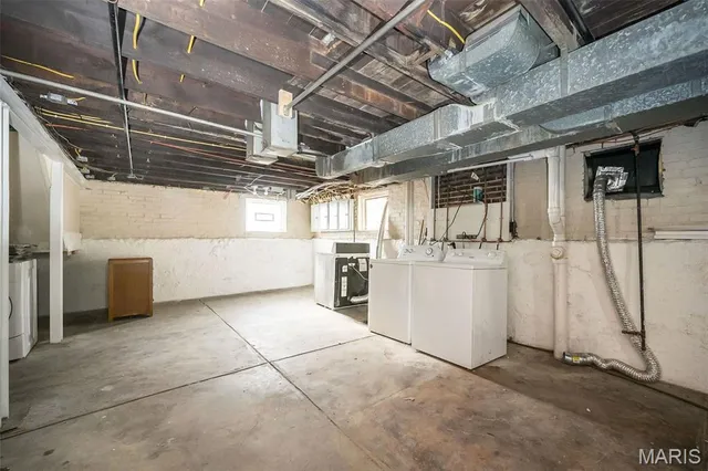 $900 | 4964 Pernod Avenue, Unit A, St. Louis, MO 63139