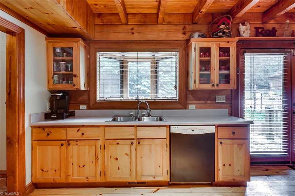 2342 George York Road Randleman, NC 27317 - Photo 8 of 19 Gallery Image 8