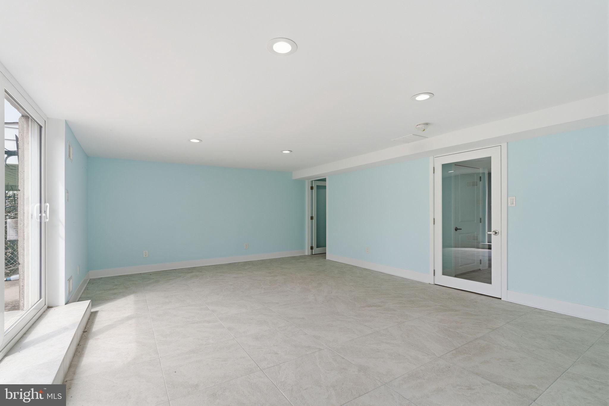 1944 Morrell Street Philadelphia, PA 19115 - Photo 33 of 44 an empty room with a empty space and a window