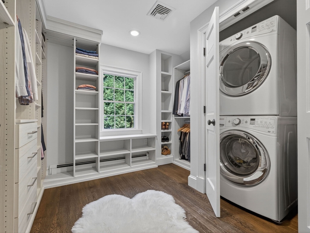 19 Marvin Road Wellesley, MA 02482 - Photo 20 of 33 a view of a bedroom with washer and dryer