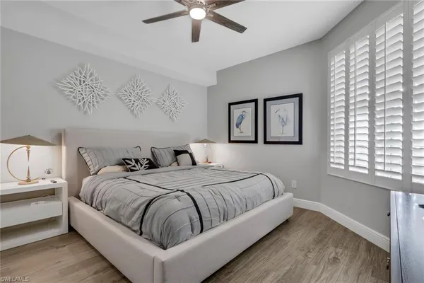 $4,950 | 420 Cove Tower Drive, Unit 802, Naples, FL 34110