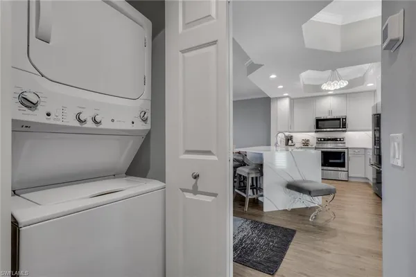 $4,950 | 420 Cove Tower Drive, Unit 802, Naples, FL 34110