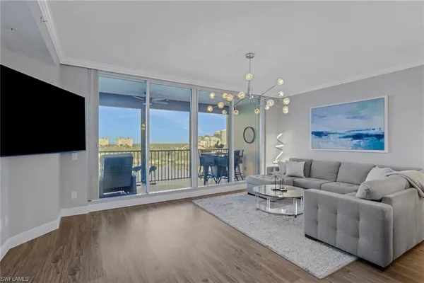 $4,950 | 420 Cove Tower Drive, Unit 802, Naples, FL 34110