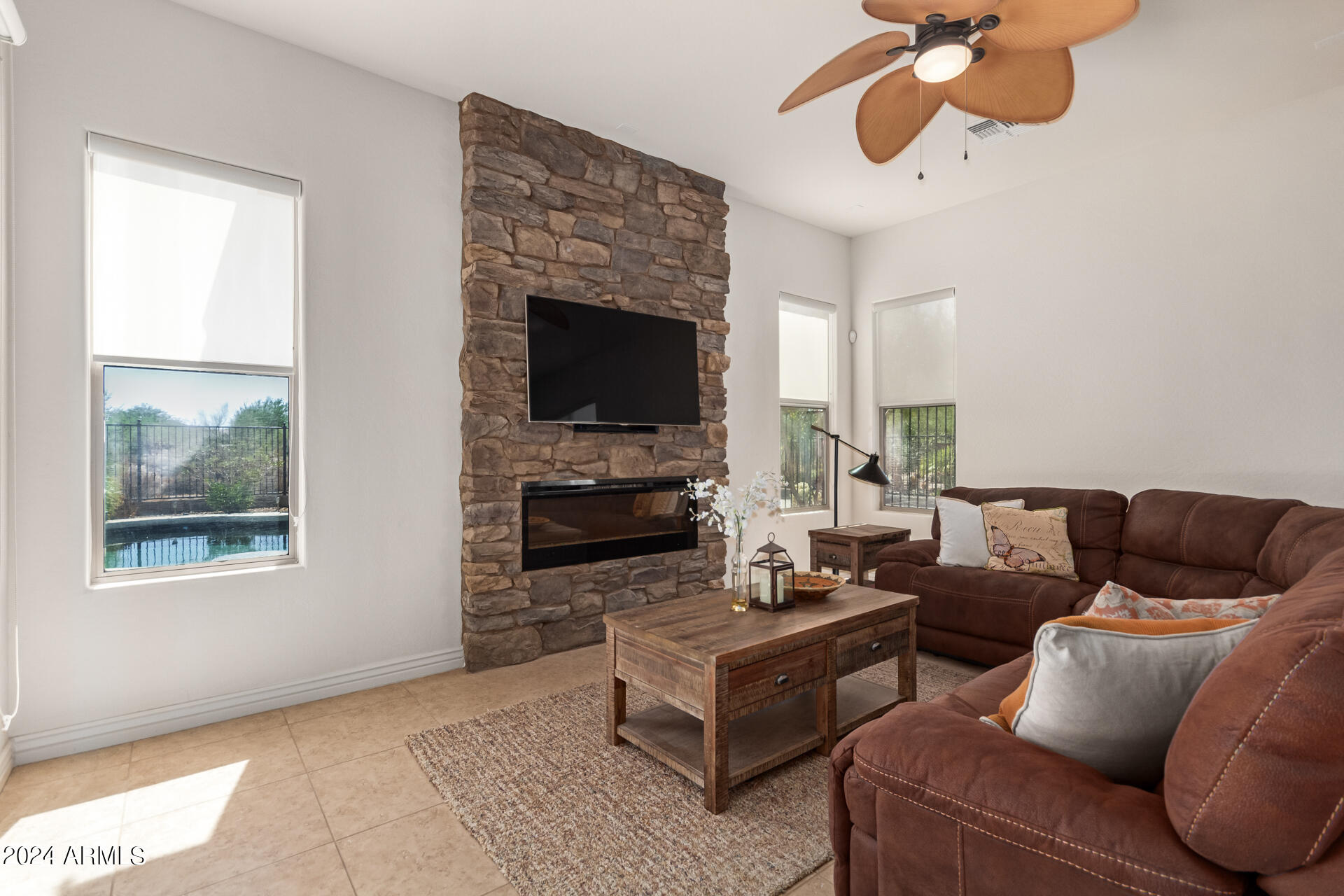 17881 West Verdin Road Goodyear, AZ 85338 - Photo 12 of 51 Gallery Image 12