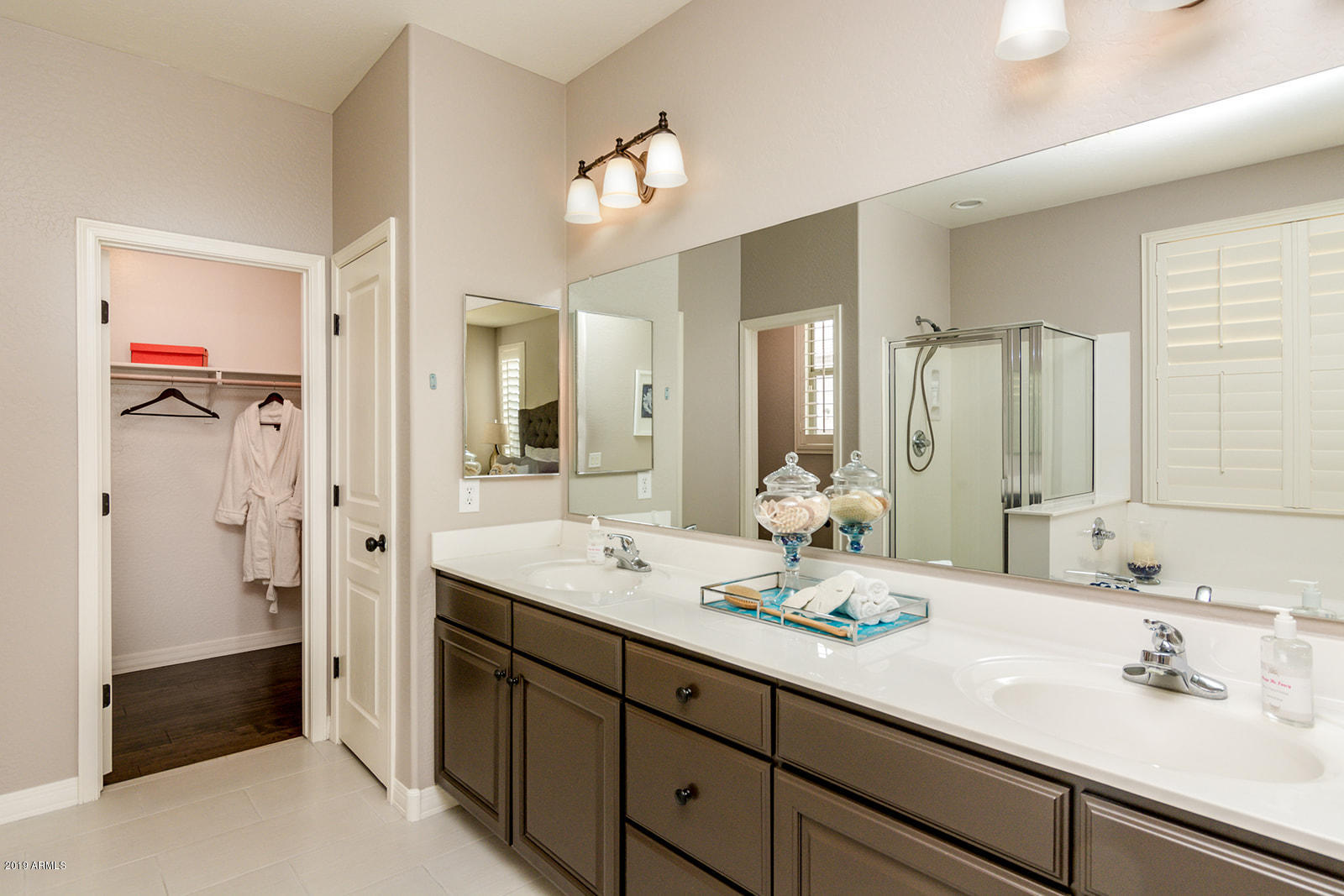 3253 East Blue Ridge Way Gilbert, AZ 85298 - Photo 21 of 32 Large Master Bath