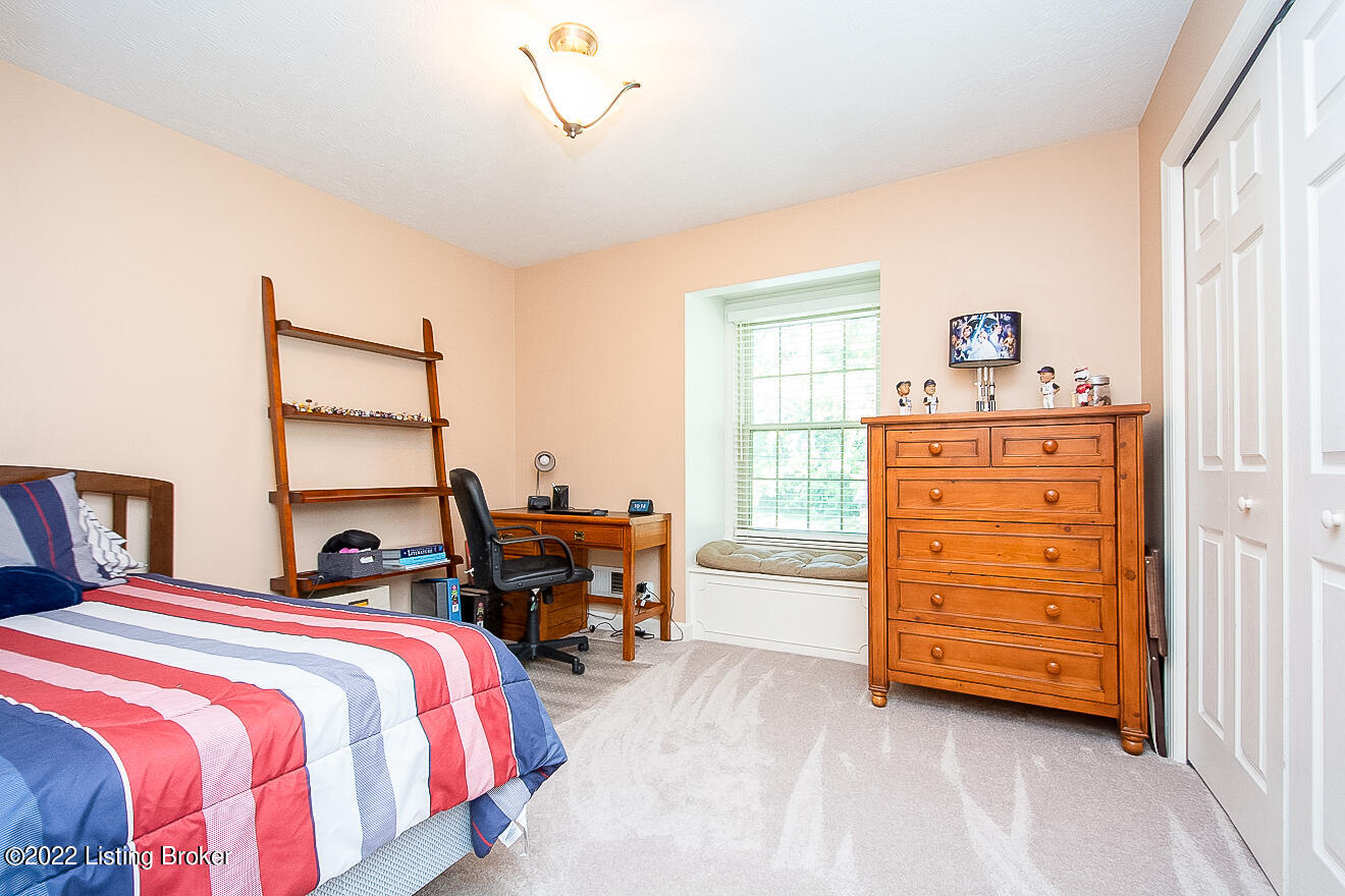 7402 Switch Bark Road Louisville, KY 40228 - Photo 20 of 38 Bedroom 3