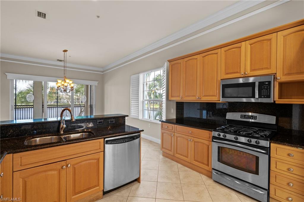 9271 Museo Circle, Unit 204 Naples, FL 34114 - Photo 10 of 29