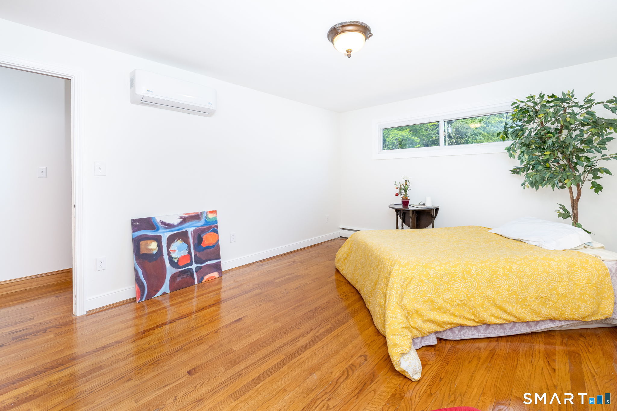 2 Barn Hill Road Bloomfield, CT 06002 - Photo 20 of 40 Primary bed room.