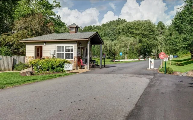 $89,900 | 0 Frank Lane, Murphy, NC 28906