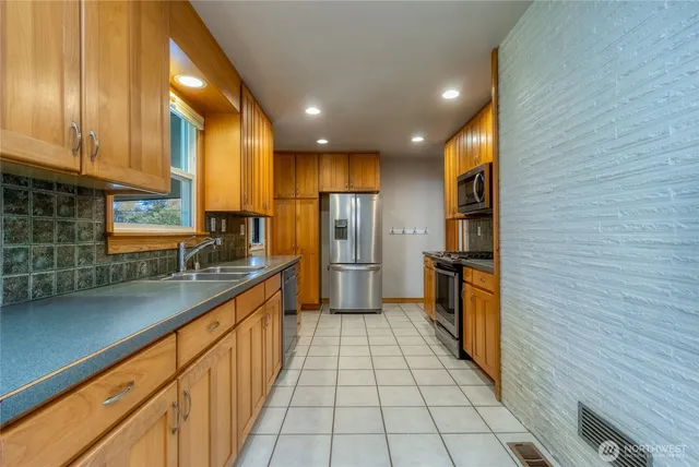 $435,000 | 704 Gladys Street, Walla Walla, WA 99362