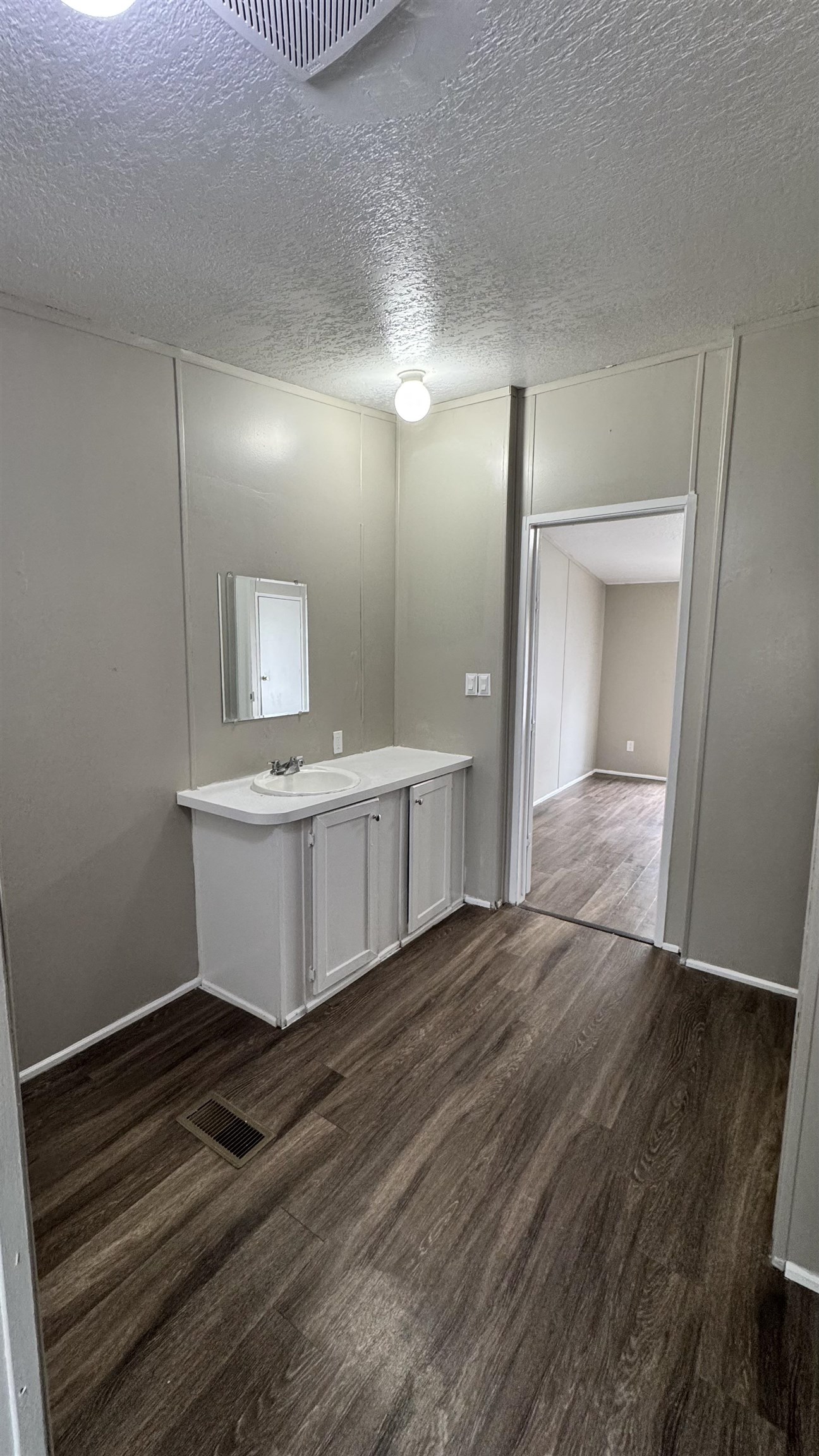 288 West Brooks Road Memphis, TN 38109 - Photo 14 of 14