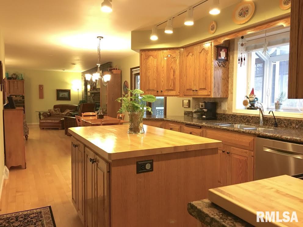 80 Hickory Ridge Drive Morton, IL 61550 - Photo 10 of 28 Gallery Image 10