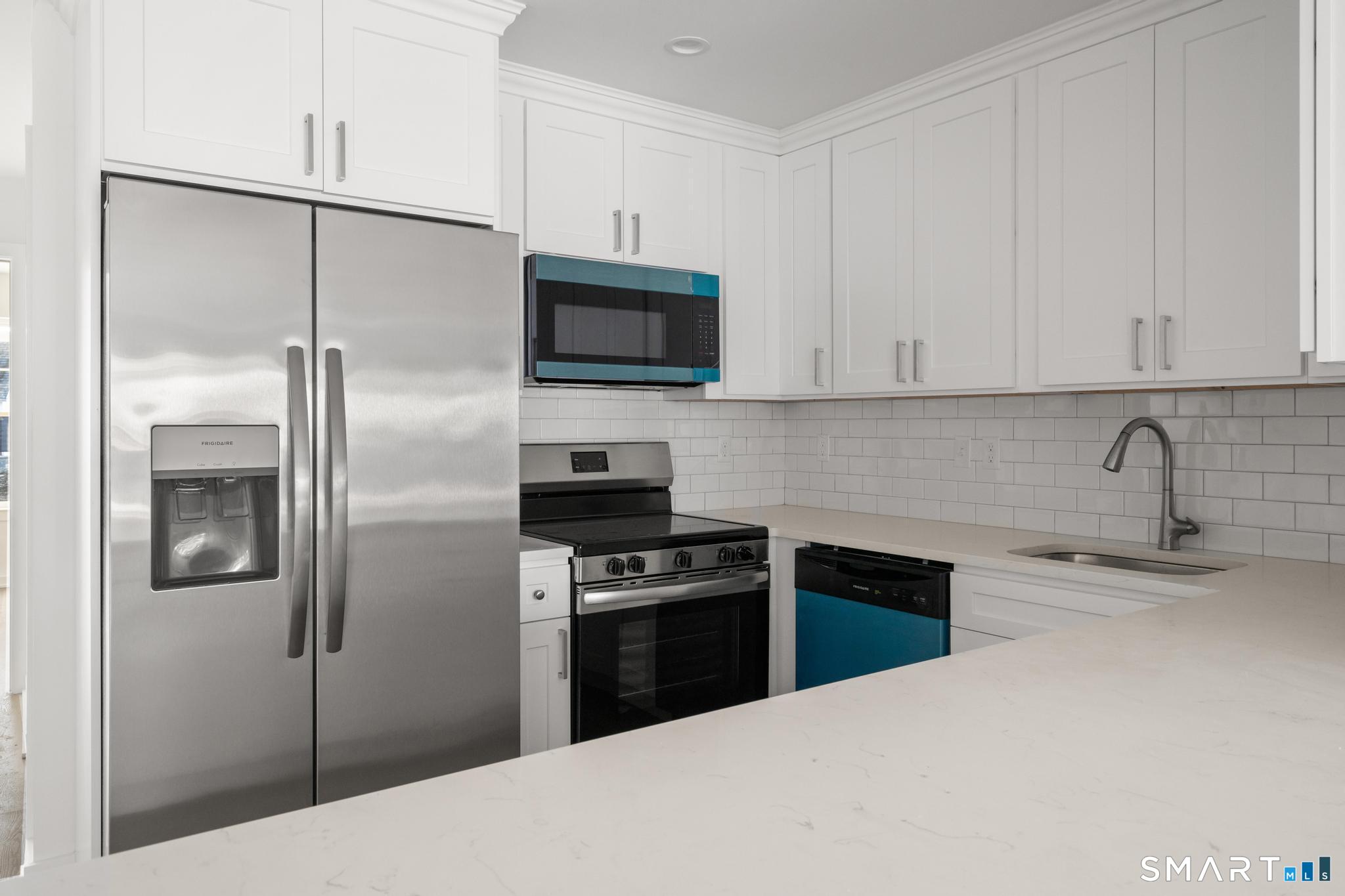 29 Village Road, Unit 7 Milford, CT 06460 - Photo 4 of 16