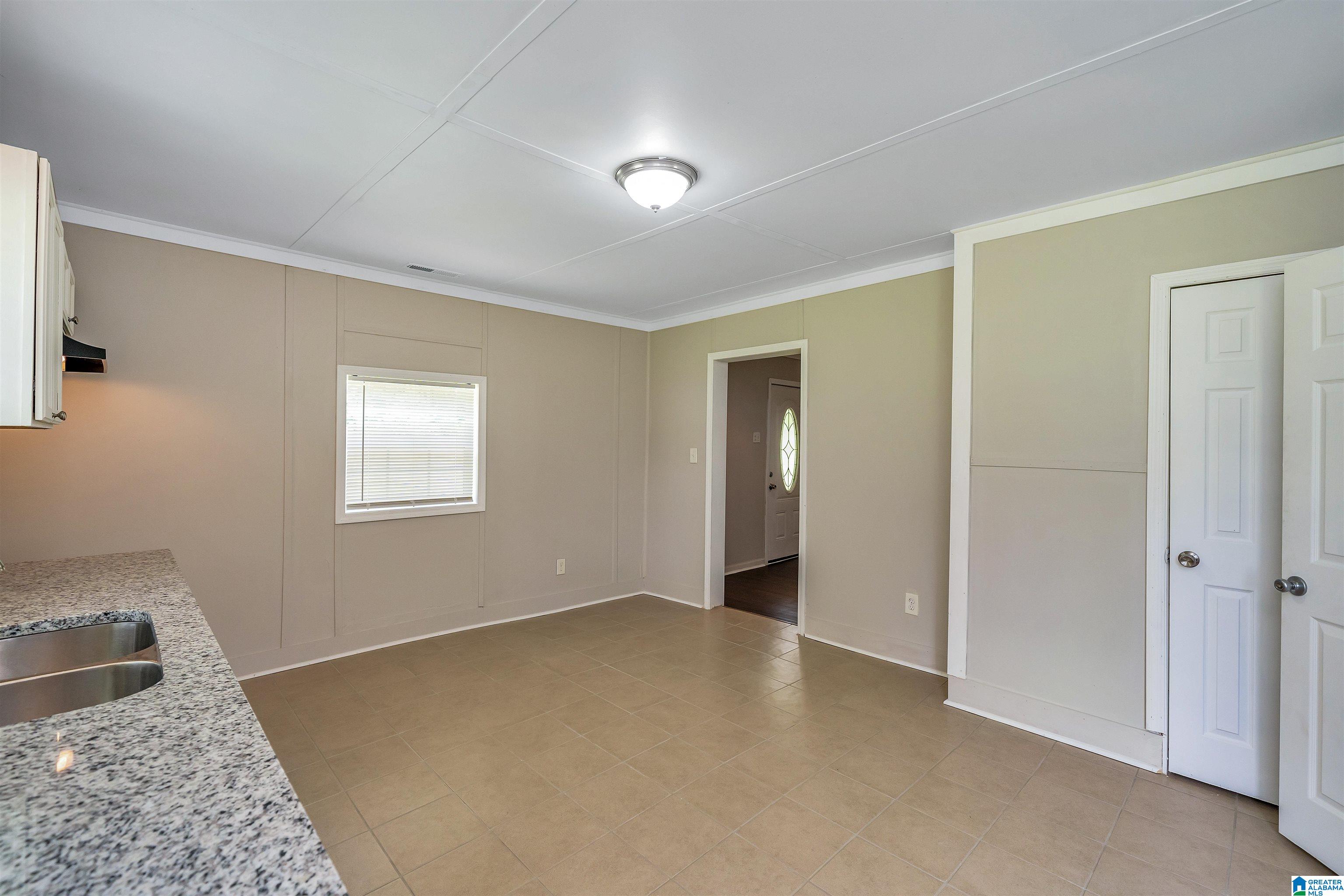 435 Southview Road Sylacauga, AL 35150 - Photo 16 of 30