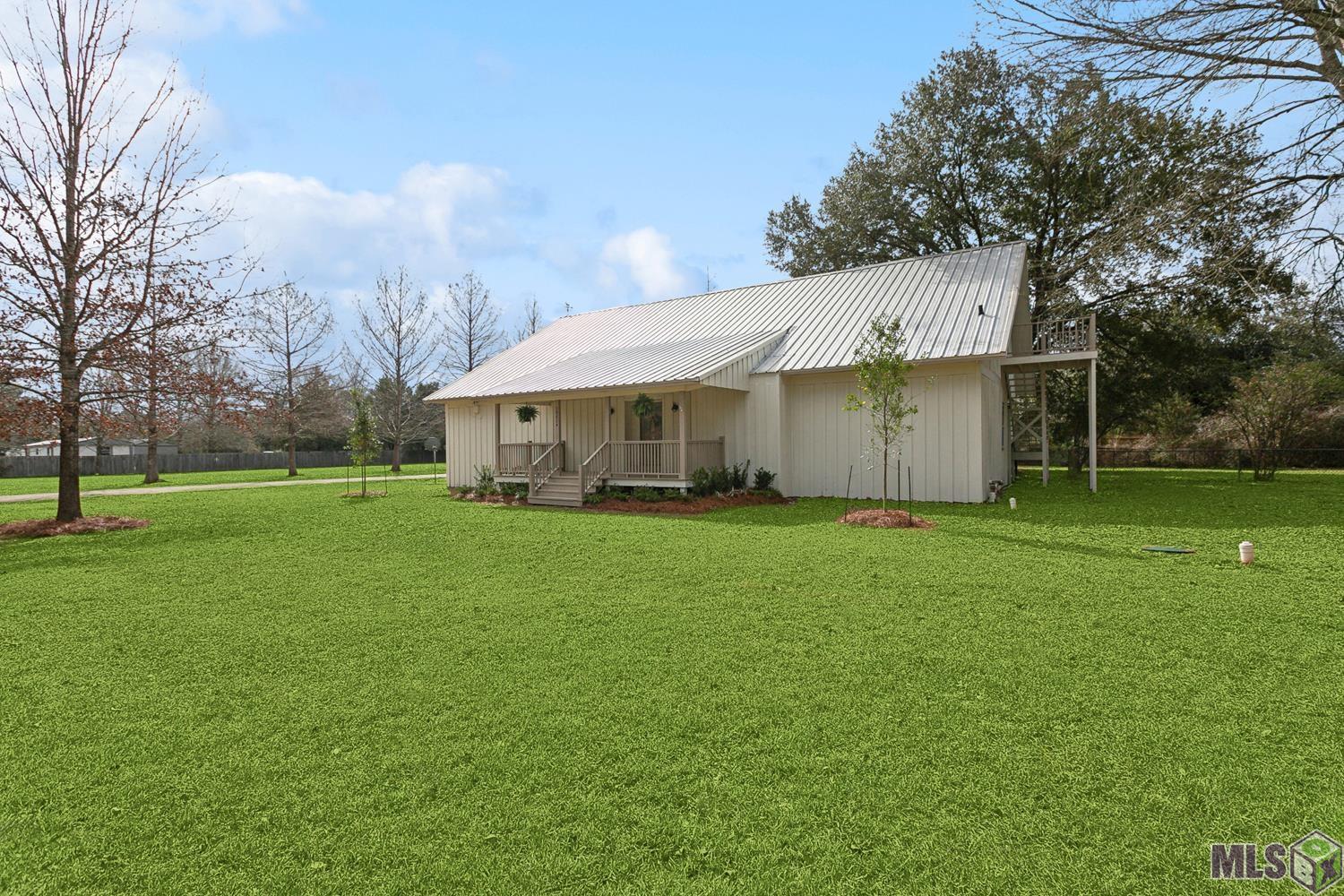 10834 Cloverleaf Drive Denham Springs, LA 70706 - Photo 20 of 23