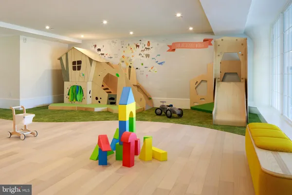 $3,579 | 815-17 Poplar Street, Unit 3 BR A, Philadelphia, PA 19123