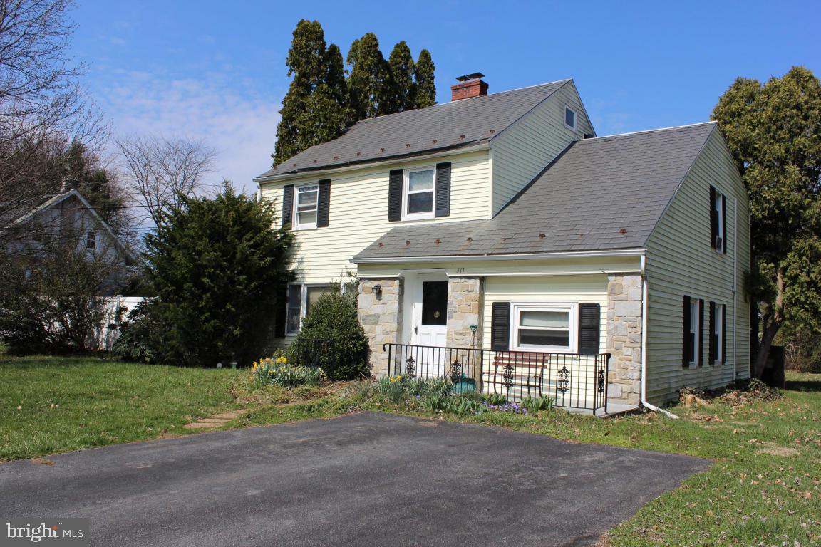 311 East Oregon Road Lititz, PA 17543 - Photo 1 of 11