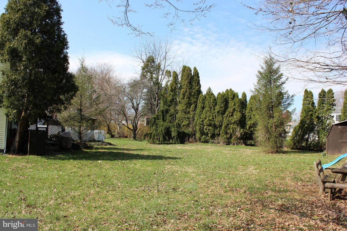 311 East Oregon Road Lititz, PA 17543 - Photo 3 of 11