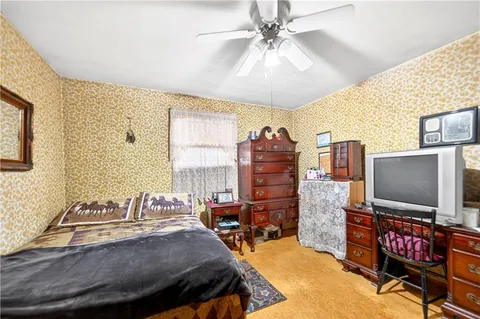 $250,000 | 35 Frances Drive, Coraopolis, PA 15108