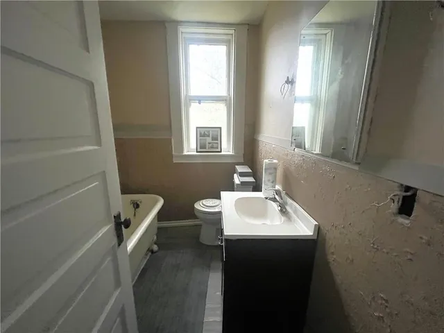 $120,000 | 220 East Benton Street, Carrollton, MO 64633