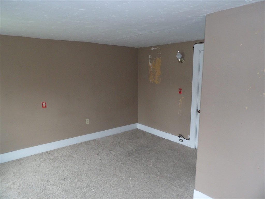 620 Pleasant Street Paxton, MA 01612 - Photo 22 of 25