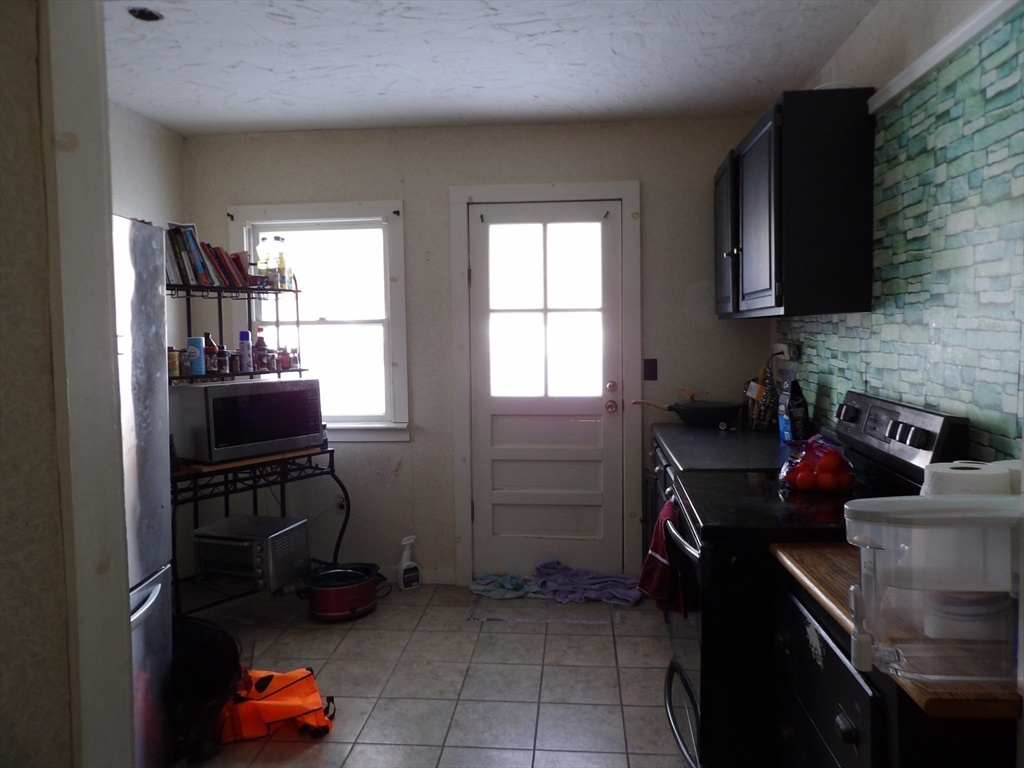 620 Pleasant Street Paxton, MA 01612 - Photo 10 of 25