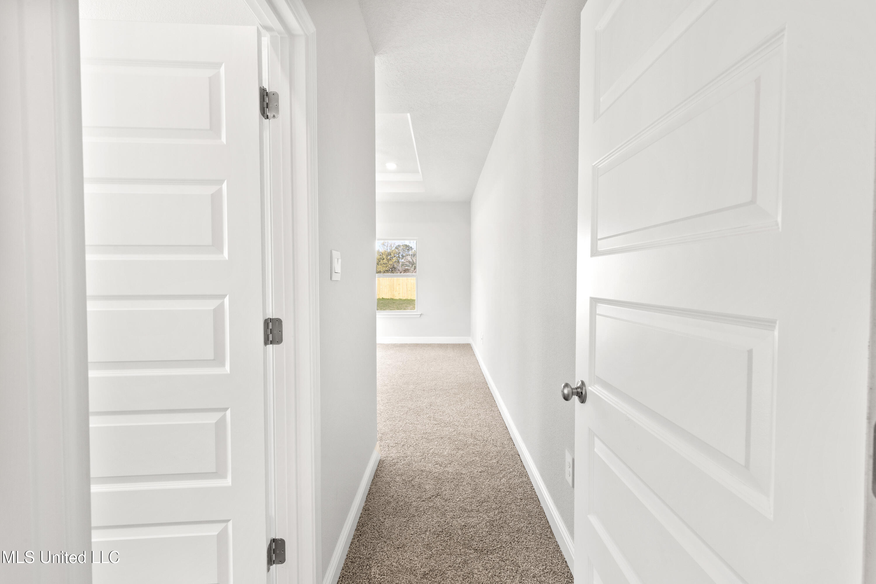 16160 Blue Rdg Drive Gulfport, MS 39503 - Photo 13 of 33 Primary Entry