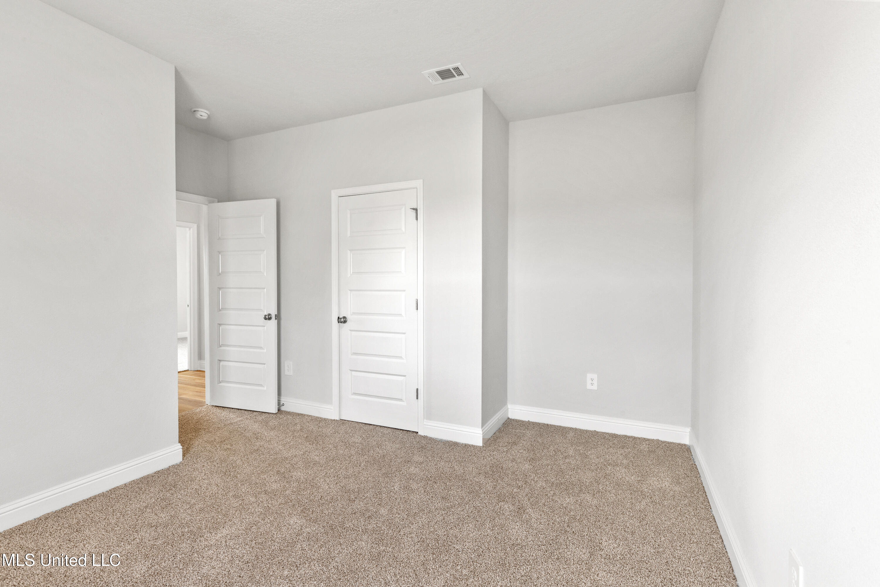 16160 Blue Rdg Drive Gulfport, MS 39503 - Photo 23 of 33 Bedroom 2