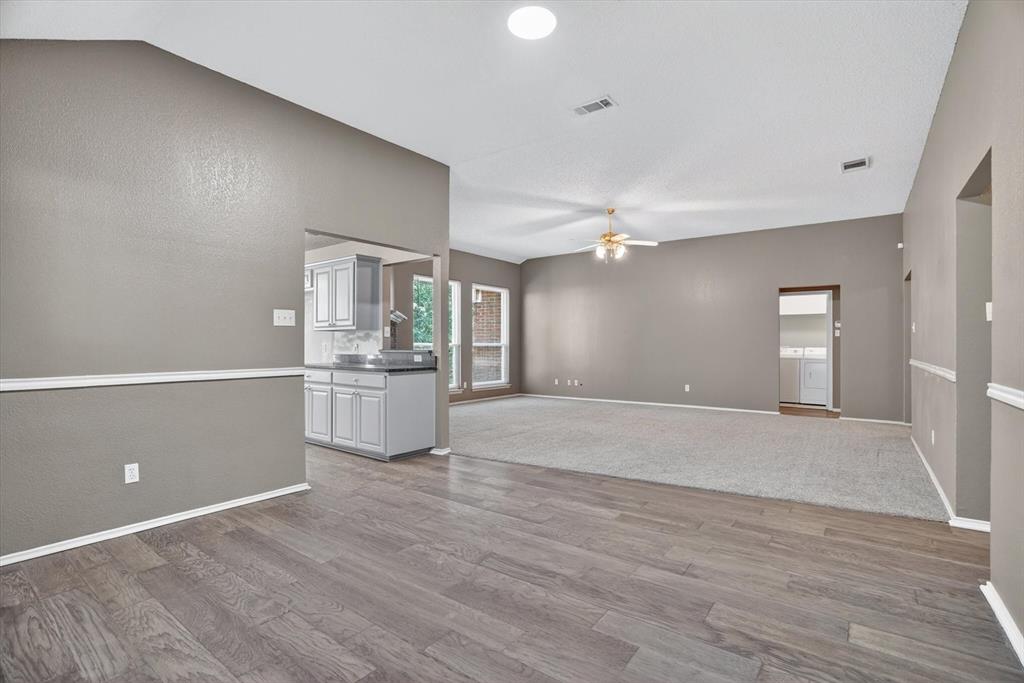 549 Dylan Court Azle, TX 76020 - Photo 5 of 22