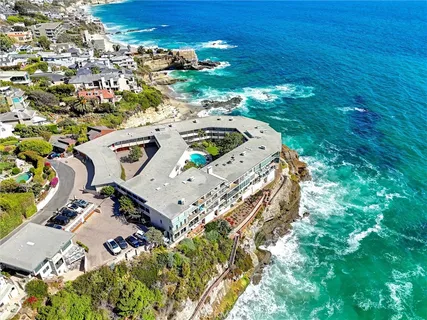 $2,498,000 | 31561 Table Rock Drive, Unit 418, Laguna Beach, CA 92651