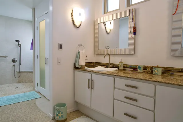 $5,300 | 4549 Cove Drive, Unit A, Carlsbad, CA 92008