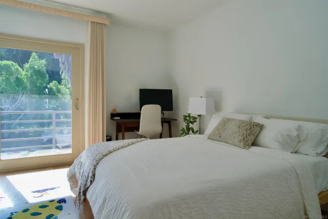 $5,300 | 4549 Cove Drive, Unit A, Carlsbad, CA 92008