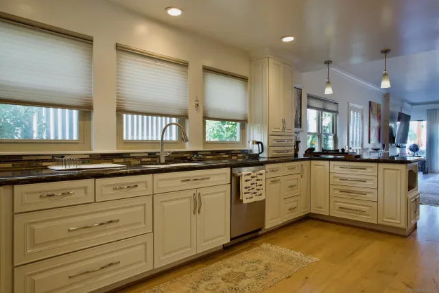 $5,300 | 4549 Cove Drive, Unit A, Carlsbad, CA 92008