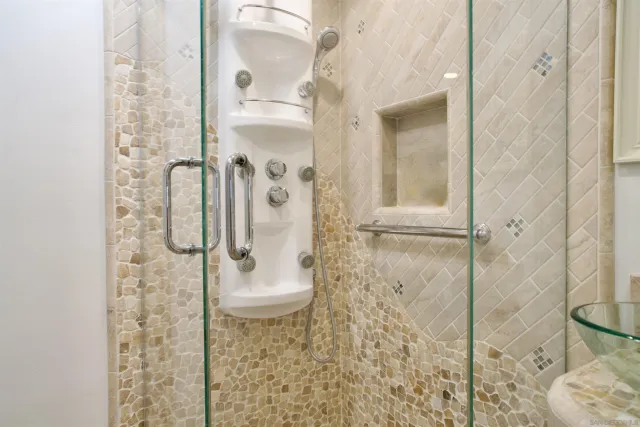 $5,300 | 4549 Cove Drive, Unit A, Carlsbad, CA 92008