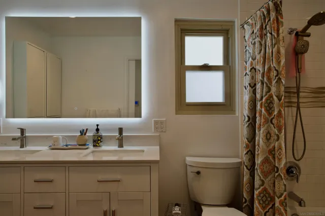 $5,300 | 4549 Cove Drive, Unit A, Carlsbad, CA 92008