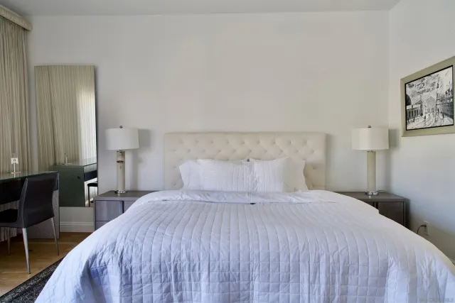 $5,300 | 4549 Cove Drive, Unit A, Carlsbad, CA 92008