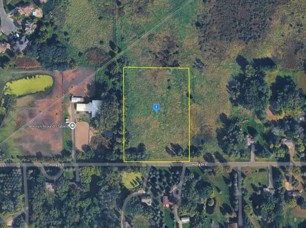 $98,999 | 1601 Holly Drive East, Lino Lakes, MN 55038