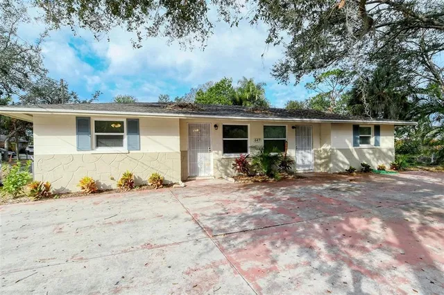 $1,495 | 647 Church Street, Unit A, Nokomis, FL 34275
