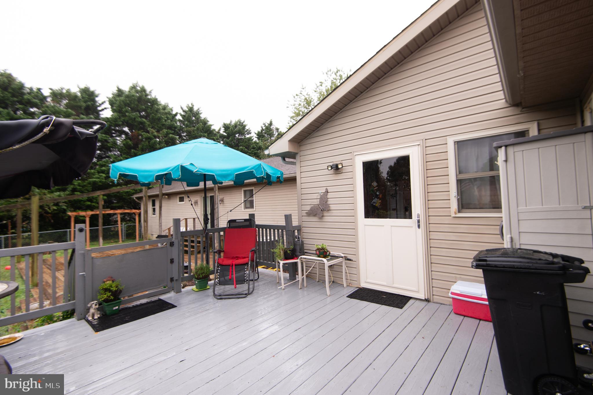 5751 Thompsontown Road East New Market, MD 21631 - Photo 32 of 38 deck