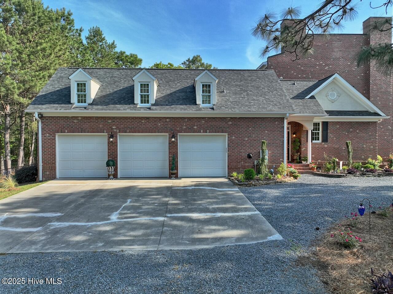 6680 Beulah Hill Church Road West End, NC 27376 - Photo 30 of 141 3 Car Side Entry Garage