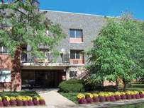 914 Ridge Square, Unit 206 Elk Grove Village, IL 60007 - Photo 1 of 1