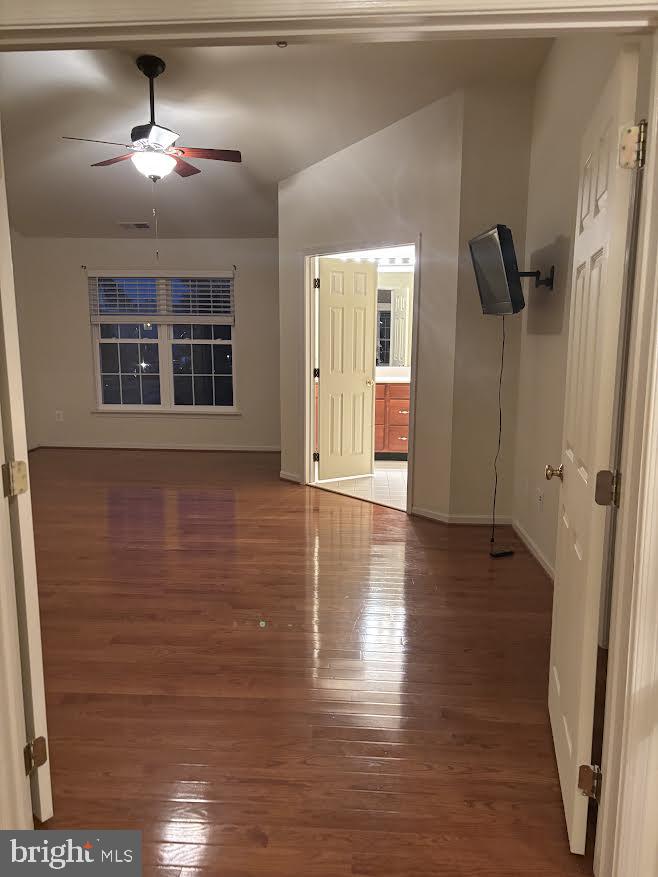 43725 Banshee Heights Terrace Ashburn, VA 20148 - Photo 22 of 30