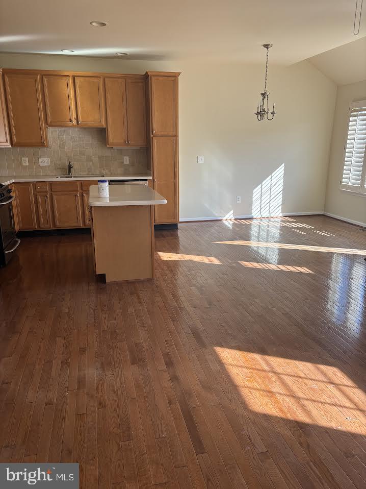 43725 Banshee Heights Terrace Ashburn, VA 20148 - Photo 9 of 30 Bright and sunny