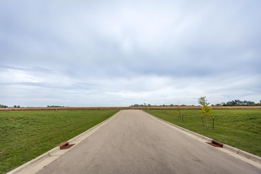 2685 Woodside Drive Beloit, WI 53511 - Photo 20 of 25