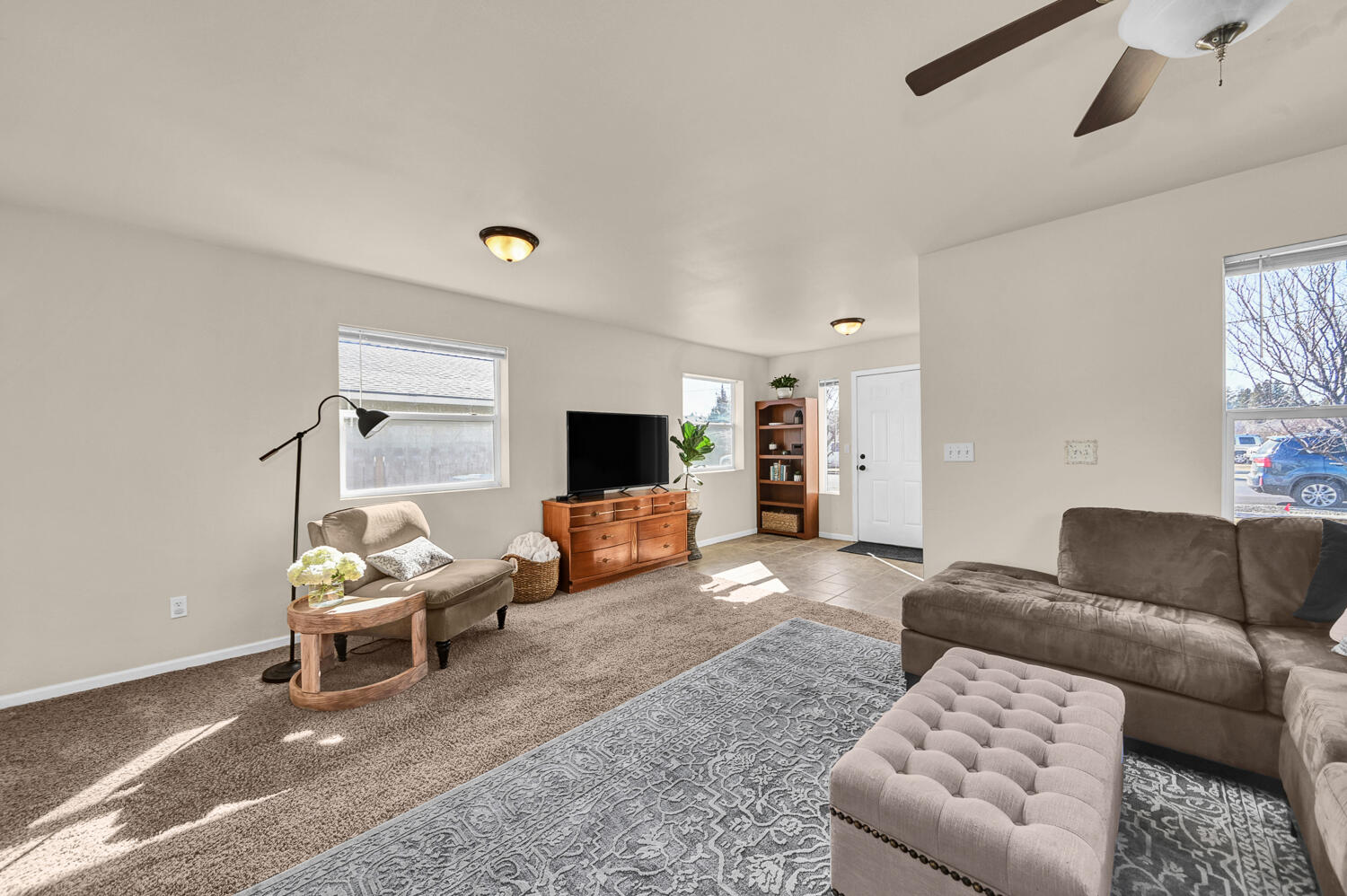 61258 Blakely Road Bend, OR 97702 - Photo 5 of 26 Good space for a conversation and relaxing area.