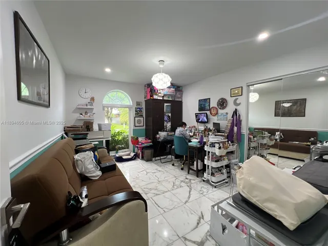 $12,000 | 4934 Northwest 94th Doral Place, Doral, FL 33178